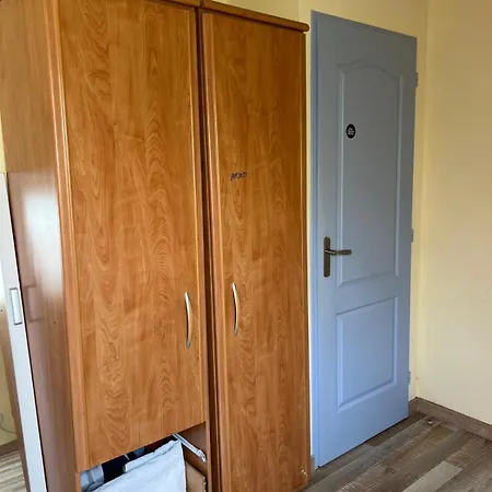 Semesterbostad Maison Familiale Avec Jardin Proche & Zenith *