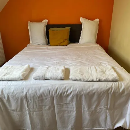 Semesterbostad Maison Familiale Avec Jardin Proche & Zenith Rouen