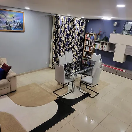Maison Familiale Avec Jardin Proche & Zenith *