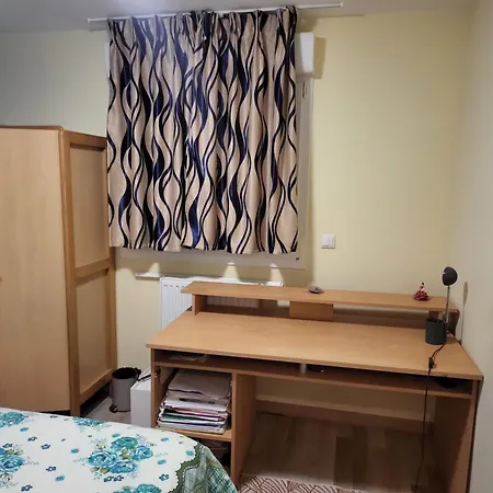 Semesterbostad Maison Familiale Avec Jardin Proche & Zenith Rouen